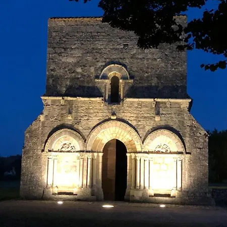 Petit En Braconne * La Rochette (Charente)