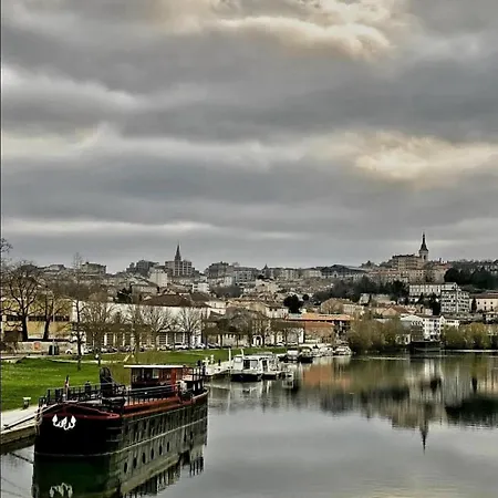 بيت للعطل Petit En Braconne *