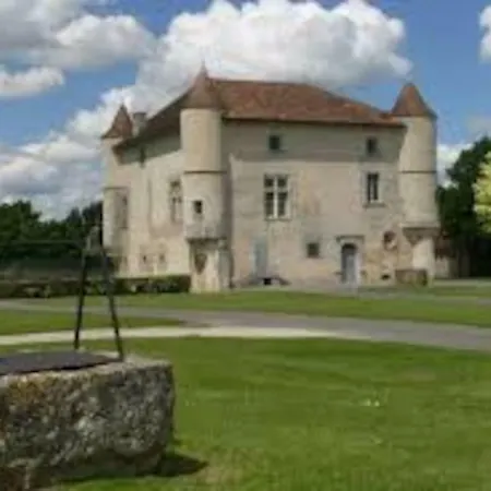 بيت للعطل Petit En Braconne *