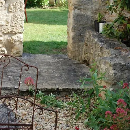 Petit En Braconne La Rochette (Charente)