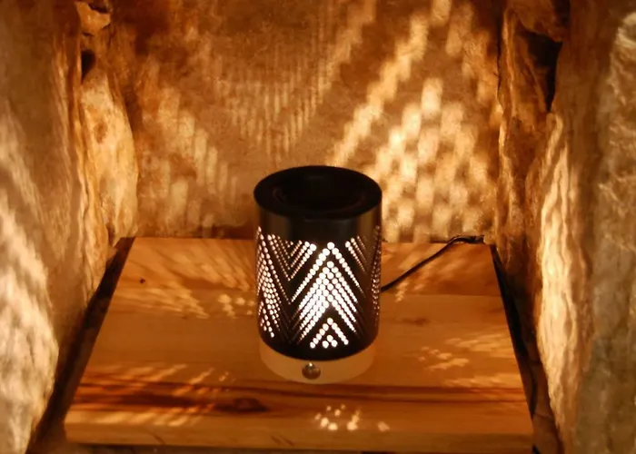 Petit En Braconne * La Rochette (Charente)