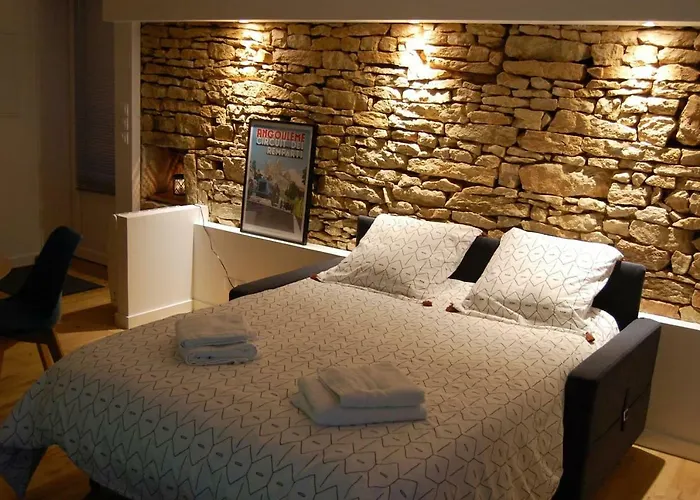 Holiday home Petit En Braconne *